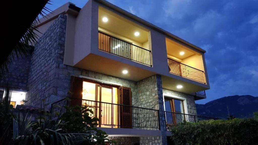 Reina Apartment Petrovac Exterior foto