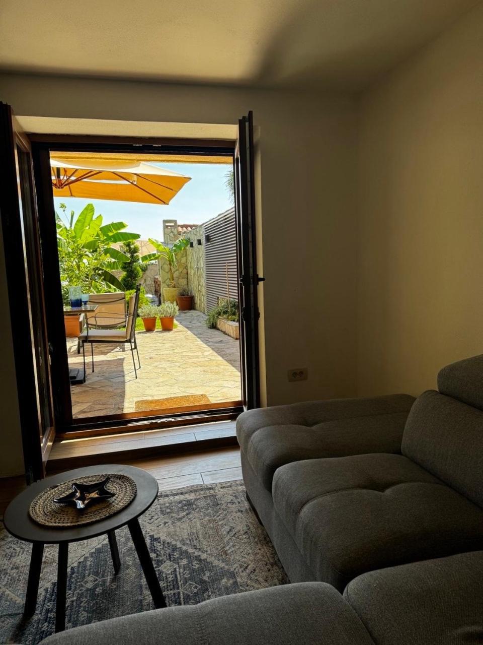 Reina Apartment Petrovac Exterior foto